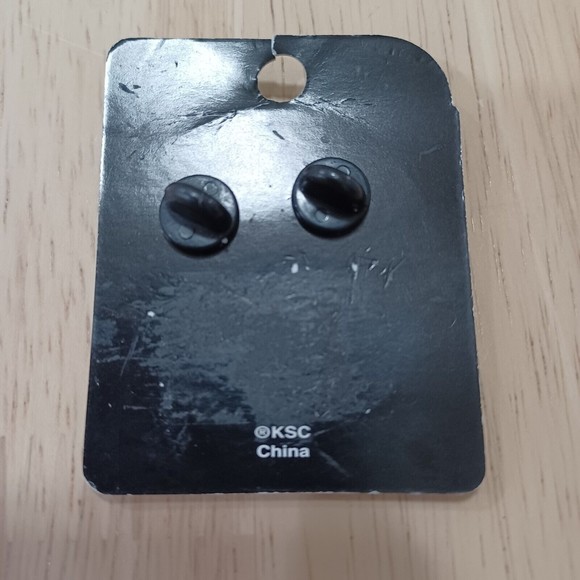 NASA SPACE SHUTTLE STS-133 PIN - Picture 2 of 4